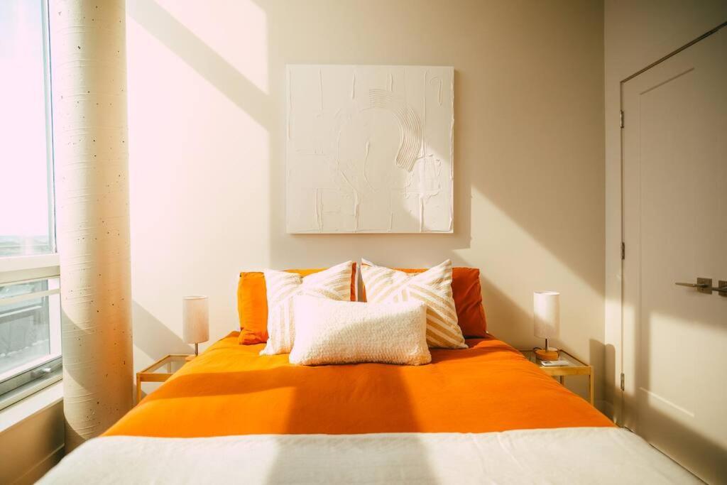 New Luxury 2Br Penthouse Apt In Central Halifax Extérieur photo