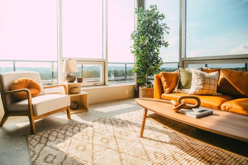 New Luxury 2Br Penthouse Apt In Central Halifax Extérieur photo